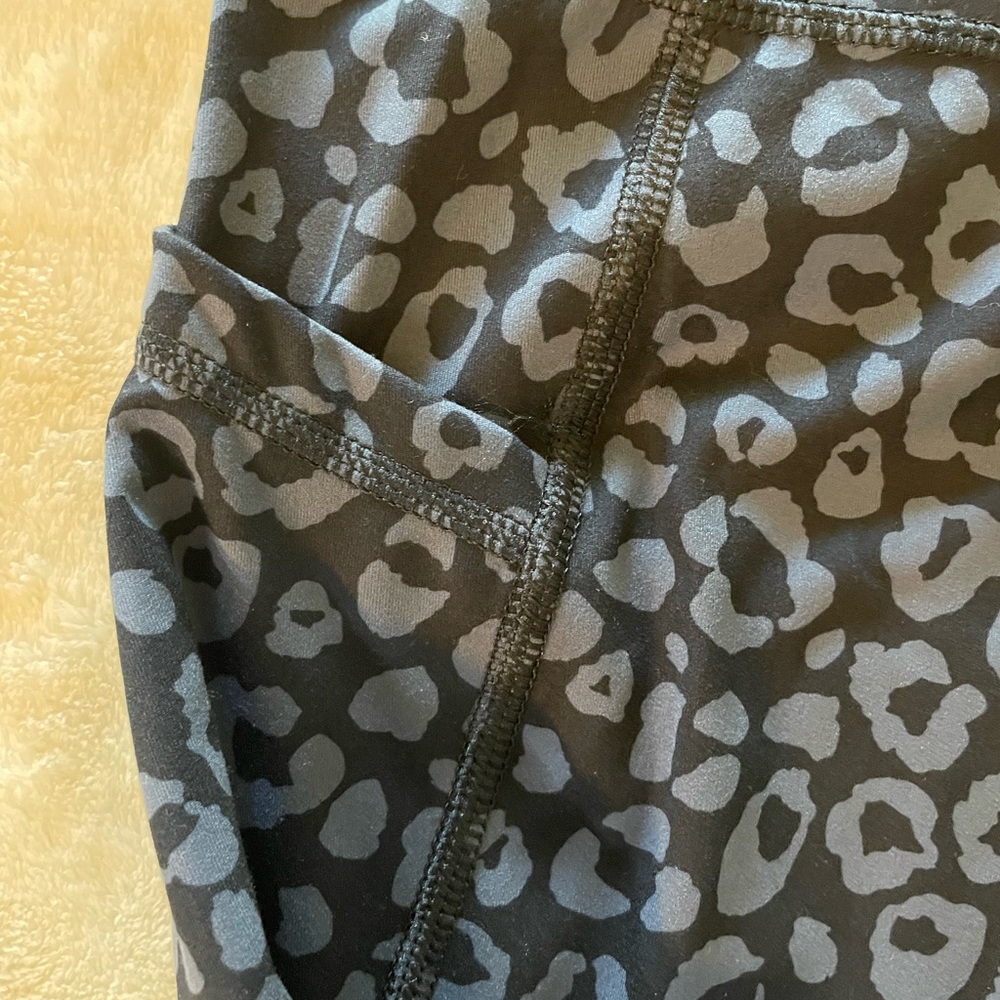 🌟𝗡𝗪𝗧 𝗔𝘃𝗶𝗮 𝗖𝗵𝗲𝗲𝘁𝗮𝗵 𝗣𝗿𝗶𝗻𝘁 𝗪𝗼𝗿𝗸𝗼𝘂𝘁 𝗖𝗮𝗽𝗿𝗶𝗲𝘀🌟 - Picture 3 of 11